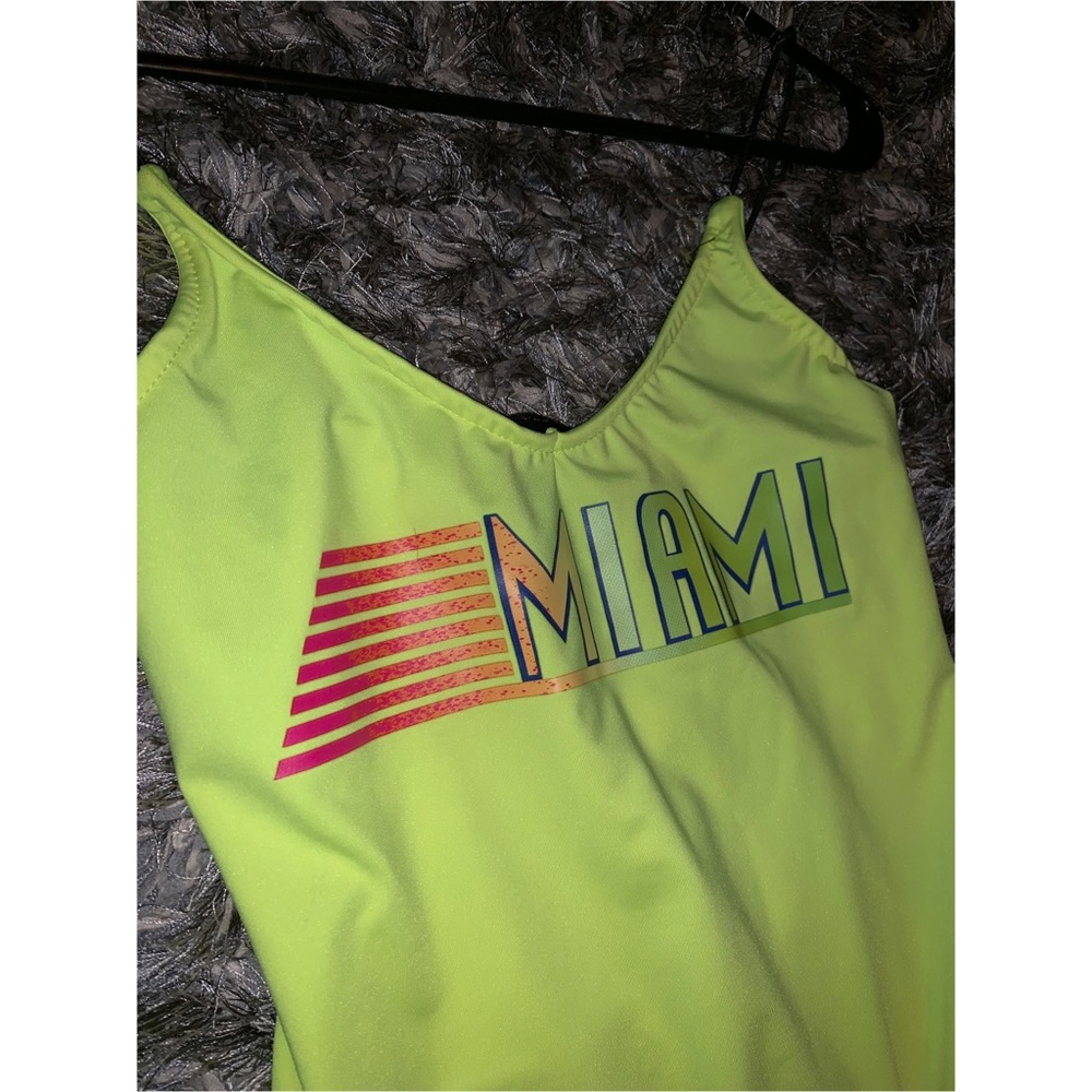 Lime green bodysuit - Picture 5 of 8